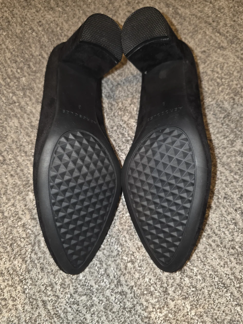 Aerosoles Women’s Black Suede Classic Pumps Size 8 With 3 Inch Heel